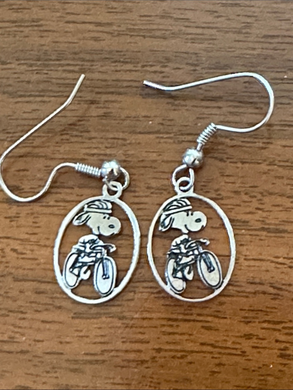Vintage 70s‎ Aviva Silver Tone Snoopy on Bicycle Drop Earrings